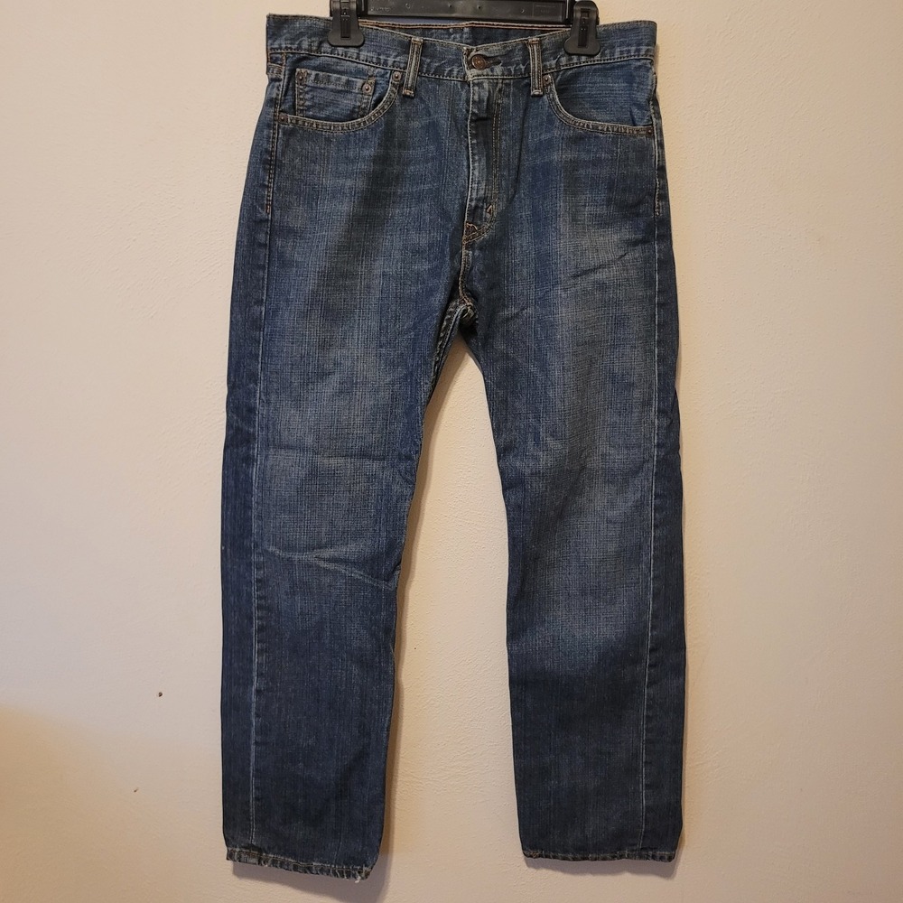 Levi's 505 Jeans Men 33 x 30 Zip Fly Medium Wash Blue Denim